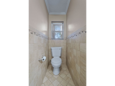 You're going to love this hard-to-find located out of the flood - photo 32
