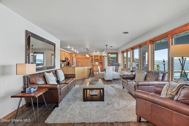 Iconic waterfront masterpiece on Lake Coeur d'Alene with over 8 - photo 39