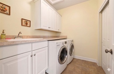 Welcome to 3238 Abbey Road, where luxury meets maintenance-free - photo 40