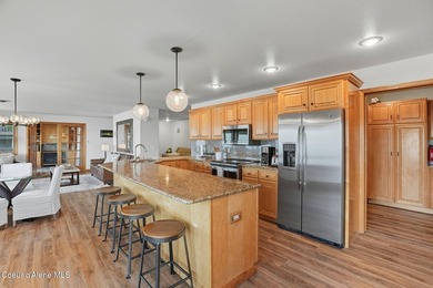 Iconic waterfront masterpiece on Lake Coeur d'Alene with over 8 - photo 46