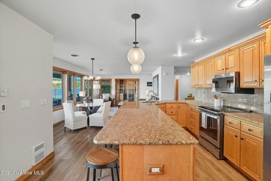 Iconic waterfront masterpiece on Lake Coeur d'Alene with over 8 - photo 47