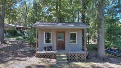 You're going to love this hard-to-find located out of the flood - photo 54