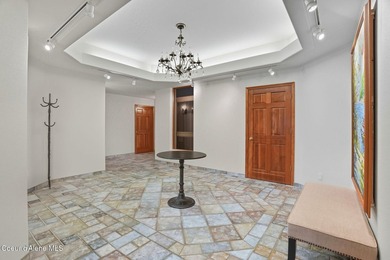 Iconic waterfront masterpiece on Lake Coeur d'Alene with over 8 - photo 56