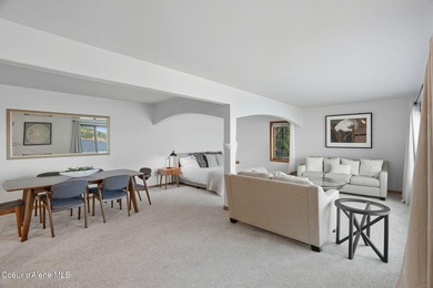 Iconic waterfront masterpiece on Lake Coeur d'Alene with over 8 - photo 60