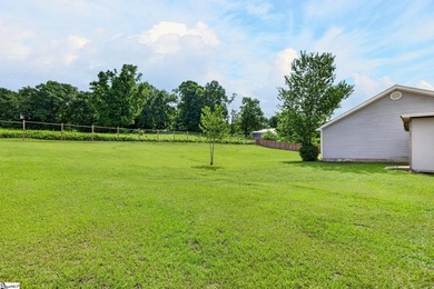Great yard near the lake! - photo 8