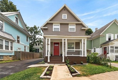 Stunning remodeled home, move right in and enjoy having all of - photo 1
