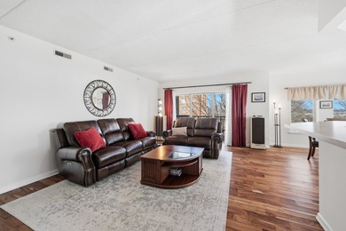 655 Perrie Drive unit: 302