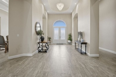 Exceptional Solomon Estates home (2013) - 4 BR, 4 full & 2 half - photo 8