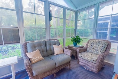 Welcome to this beautifully updated corner villa in the - photo 14