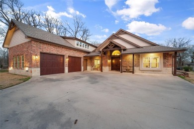 Lake Home For Sale in Corsicana, Texas