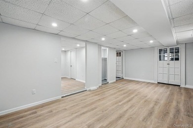 Prime development site located in Astoria Heights/Upper Ditmars - photo 24