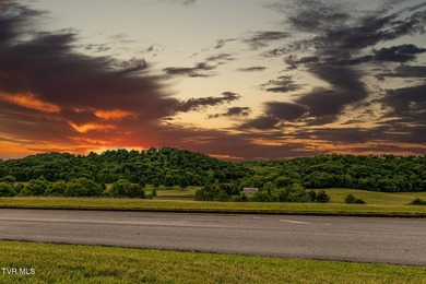 Wake up to sweeping country views every single day, that's what - photo 2