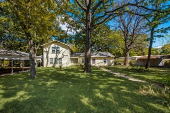 Lake Home Off Market in Tool, Texas