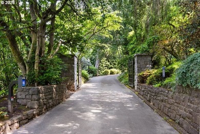 Cedarhurst is more than a residence. It is a turn-key lifestyle - photo 4