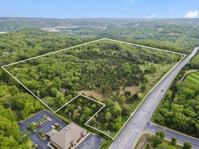 Lake Acreage For Sale in Branson, Missouri