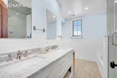 Luxury living surrounded by breathtaking water views awaits in - photo 24