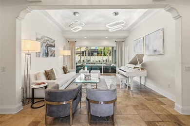 Welcome to this impeccably designed, all-on-one-floor luxury - photo 4