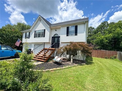 Such a Lovely Home and Yard! The Perfect Oasis! Fabulous Front - photo 2