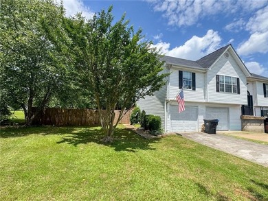 Such a Lovely Home and Yard! The Perfect Oasis! Fabulous Front - photo 3