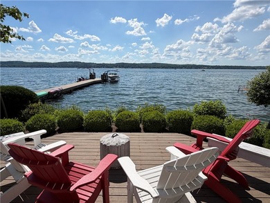 Perfectly positioned along Canandaigua Lake, this exceptional - photo 4