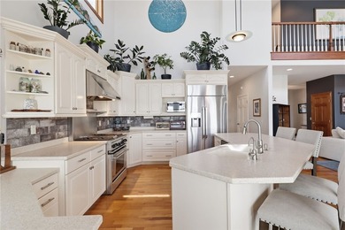 Perfectly positioned along Canandaigua Lake, this exceptional - photo 10