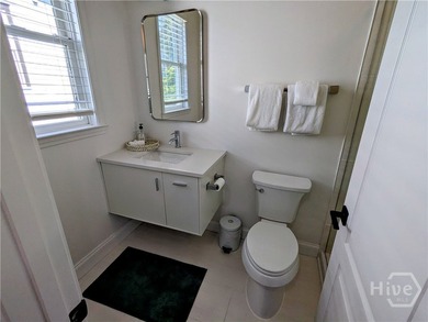 Townhome for Sale in the Streetcar Historic District. This - photo 12