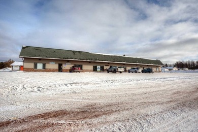 Fantastic investment opportunity! This five-unit commercial - photo 1