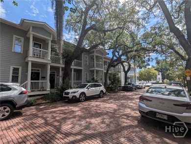 Townhome for Sale in the Streetcar Historic District. This - photo 23