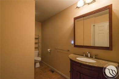 2 access gates open to this well maintained 1000 sq. ft., 2 bdrm - photo 25