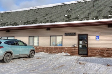 Fantastic investment opportunity! This five-unit commercial - photo 5
