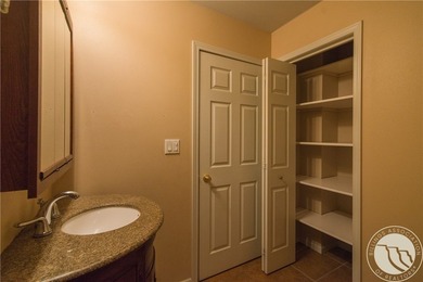 2 access gates open to this well maintained 1000 sq. ft., 2 bdrm - photo 26