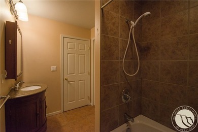 2 access gates open to this well maintained 1000 sq. ft., 2 bdrm - photo 27