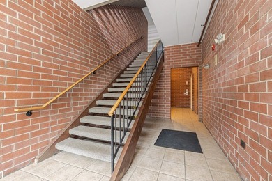 Welcome home to Brookside Place. This beautiful third-floor - photo 27