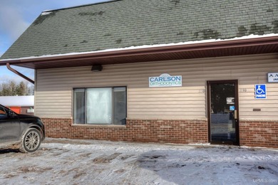 Fantastic investment opportunity! This five-unit commercial - photo 8