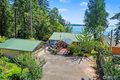Enjoy breathtaking views of the sound & Mt. Rainier, with a