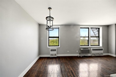 Welcome to this newly renovated 1 bedroom unit in the desirable - photo 2
