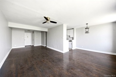 Welcome to this newly renovated 1 bedroom unit in the desirable - photo 3