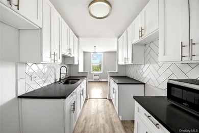 Welcome to this newly renovated 1 bedroom unit in the desirable - photo 5
