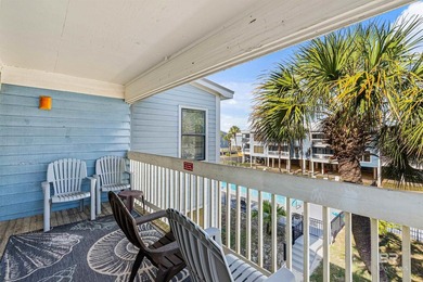 Beautifully furnished and recently updated, this three-bedroom - photo 10