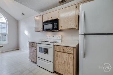 You will enjoy moving into this comfortable one-level 3-bedroom - photo 12