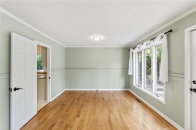 Spacious, Private, and Just Minutes from Clemson - A Hidden Gem