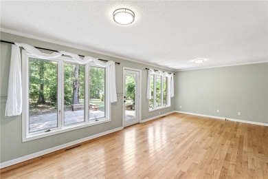 Spacious, Private, and Just Minutes from Clemson - A Hidden Gem