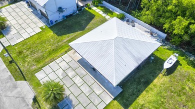 Huge Direct Oceanfront Compound -- One-of-a-Kind with 276-Foot - photo 17