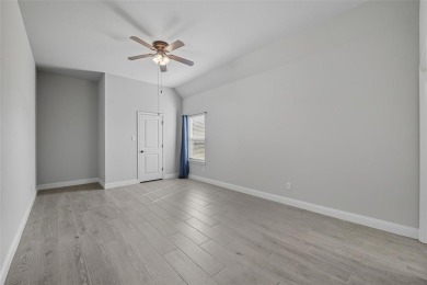 Welcome to 252 Harvard Lane in the Stanford Estates subdivision