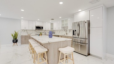Huge Direct Oceanfront Compound -- One-of-a-Kind with 276-Foot - photo 23