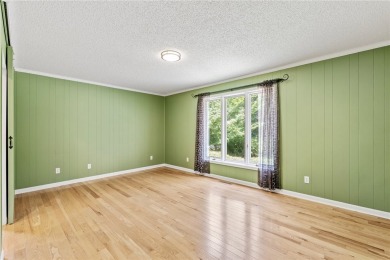 Spacious, Private, and Just Minutes from Clemson - A Hidden Gem