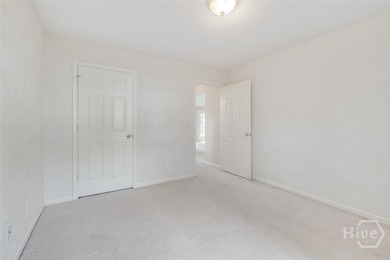 You will enjoy moving into this comfortable one-level 3-bedroom - photo 32