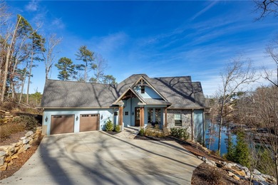 Lake Keowee Home For Sale in Six Mile South Carolina