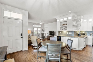 Beautifully upgraded, modern coastal home with new roof, new - photo 2