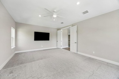 Focused on neutral, this Coastal Classic is all about simple - photo 44